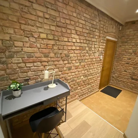 Cosy 2 Bedroom In Center Рига